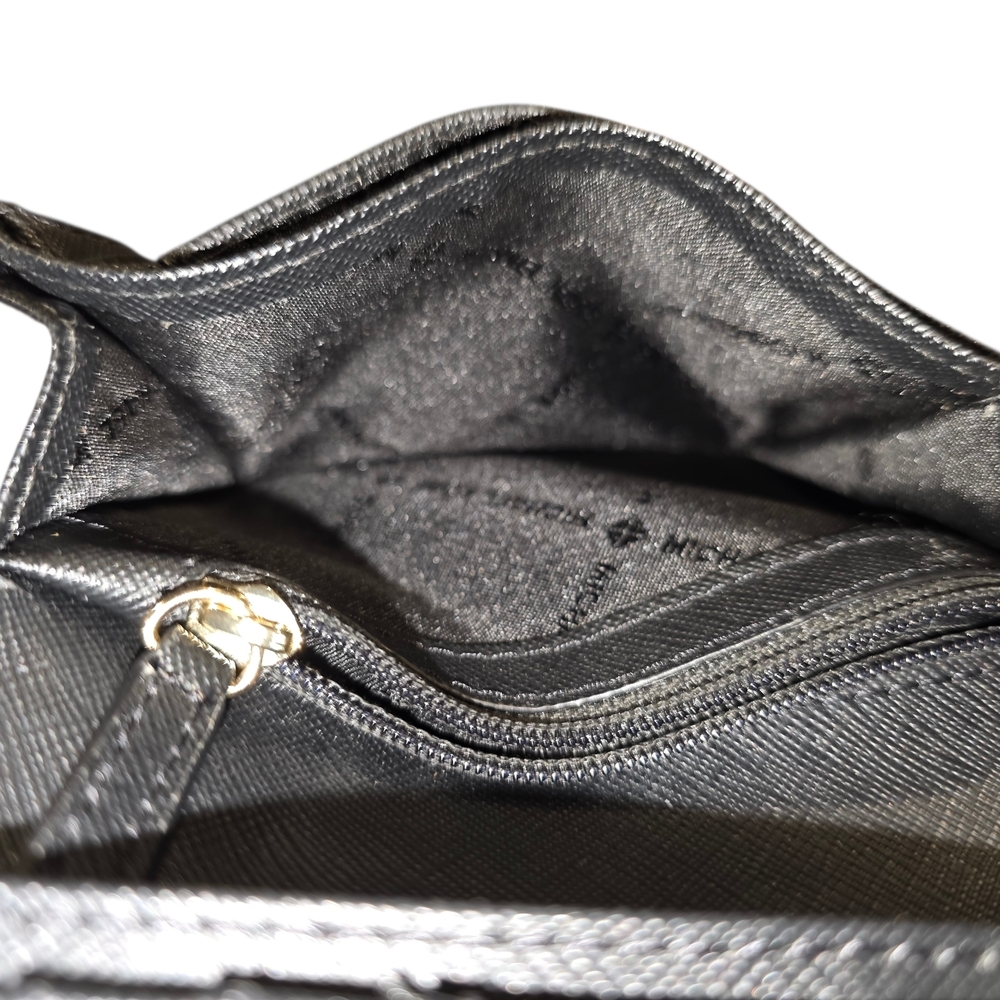 Michael Kors Black Leather Card Holder - Picture 7 of 8